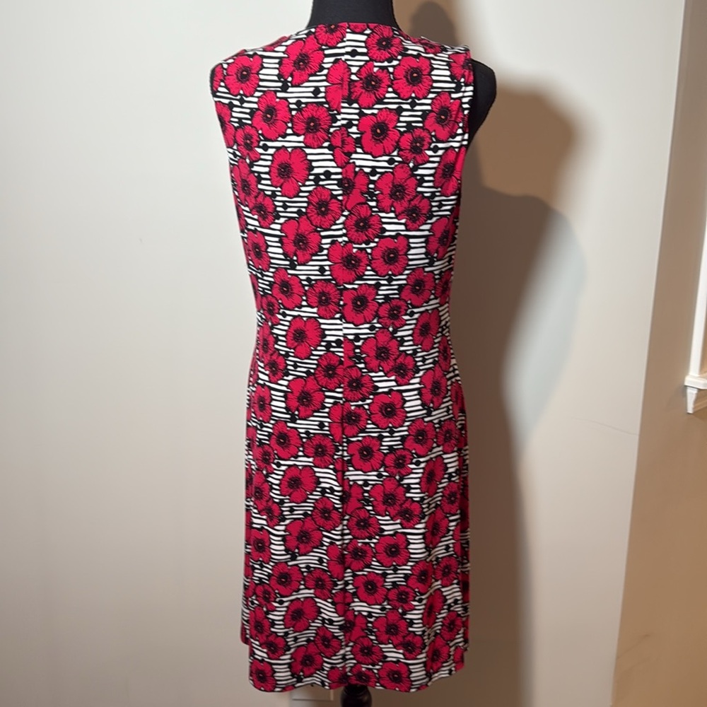 Tommy Hilfiger Women's Red and Black Floral Dress - Picture 7 of 8